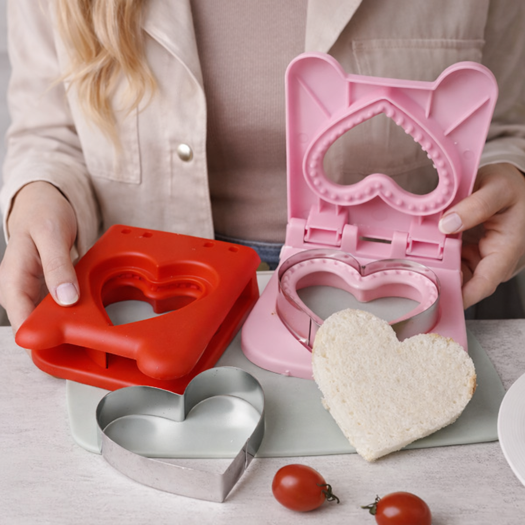Heart & Square Sandwich Cutter (Stainless Steel Cutting Edge)